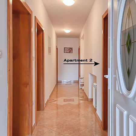 Apartman 2 Apartamento Ližnjan Exterior foto