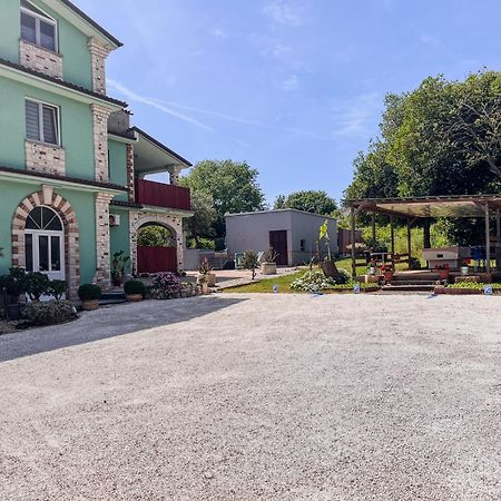 Apartman 2 Apartamento Ližnjan Exterior foto