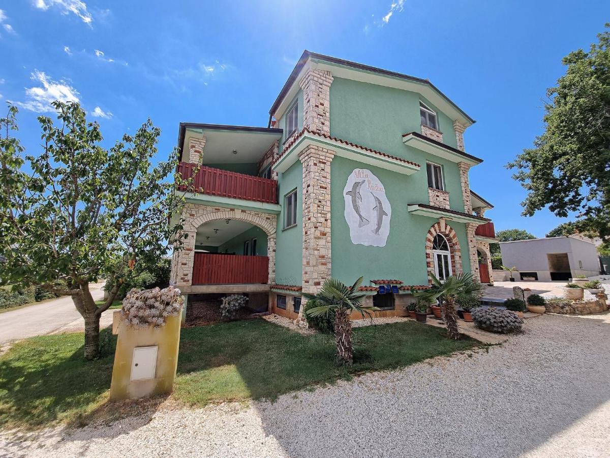 Apartman 2 Apartamento Ližnjan Exterior foto